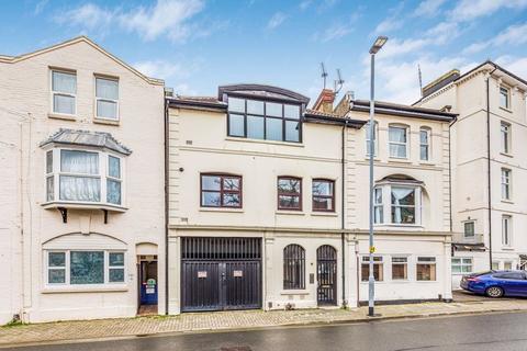 undefined, Clarendon Road, Southsea
