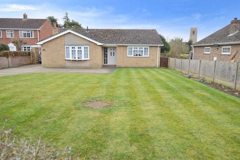 4 bedroom detached bungalow for sale, 24 Hunters Lane, Tattershall