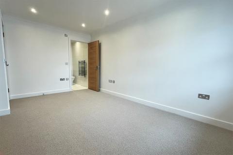 2 bedroom flat to rent, Winchester City Centre