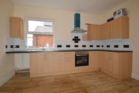 2 bedroom flat to rent, 1437A Pershore Road, Stirchley, Birmingham B30 2JL