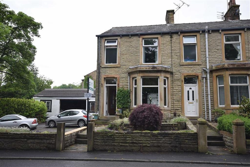 Blackburn Road, Padiham, Lancashire 3 bed terraced house £199,950