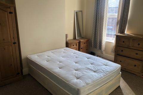 1 bedroom in a house share to rent, Plungington Road Preston PR2 3PS