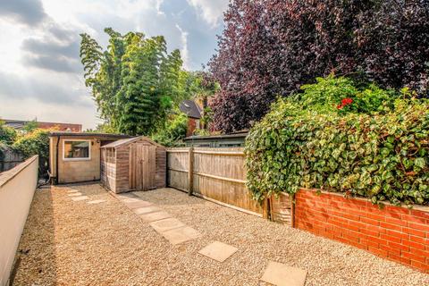 5 bedroom terraced house to rent - Marlborough Road, Oxford