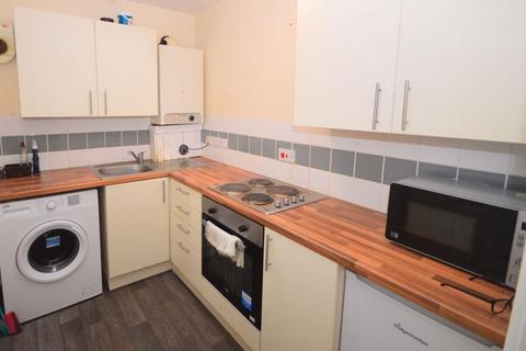 1 bedroom flat to rent, Cross Street, Abergavenny