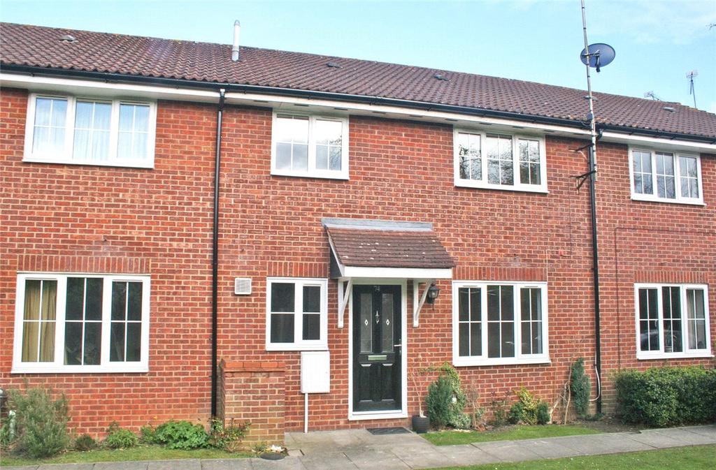 Gresley Close, Welwyn Garden City 2 bed terraced house £975 pcm (£225 pw)