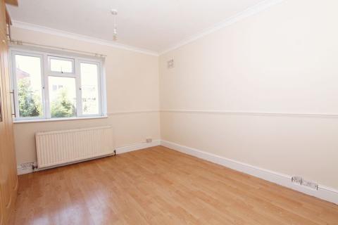 2 bedroom ground floor maisonette to rent - Classon Close, West Drayton