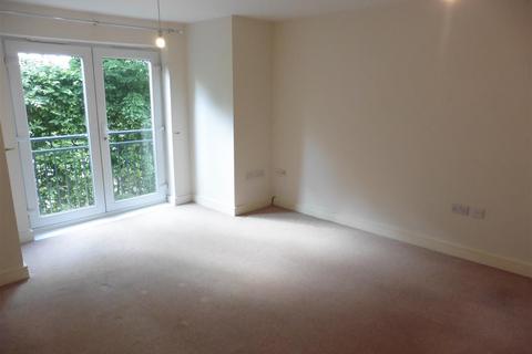 2 bedroom apartment to rent, Chamberlain Gardens, Bredbury, Stockport