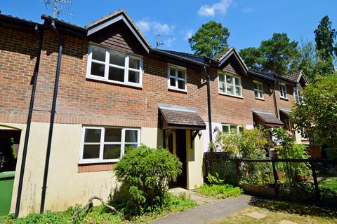 1 bedroom terraced house to rent, Newfield Road, Liss, GU33