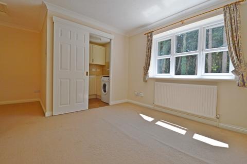 1 bedroom terraced house to rent, Newfield Road, Liss, GU33