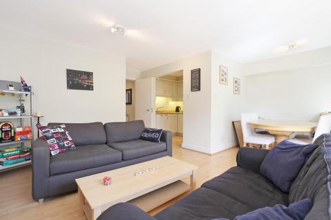 2 bedroom apartment to rent, Cavendish Road, London, SW12