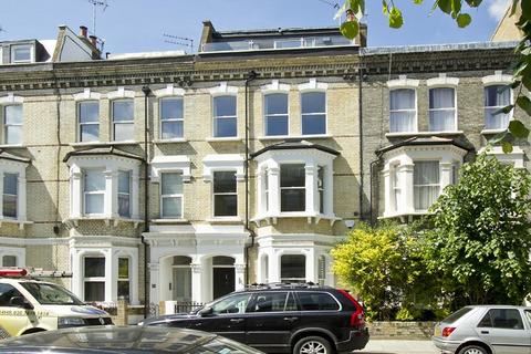 6 bedroom terraced house to rent - Radipole Road, London