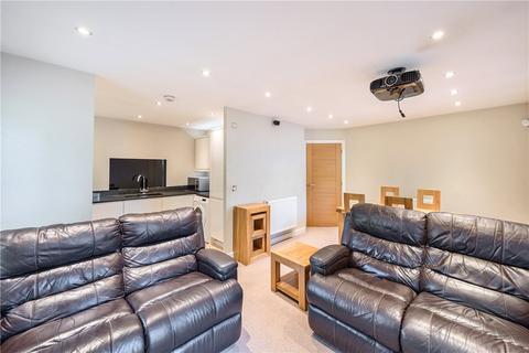 2 bedroom apartment to rent, Rennie Close, Bath, BA2