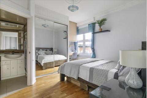 4 bedroom apartment for sale, Fulham Palace Road, Hammersmith, London, W6