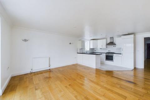 2 bedroom apartment to rent, Caterham On The Hill