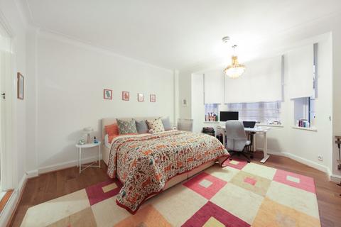 undefined, Wellington Court, 55-67 Wellington Road, St Johns Wood, London