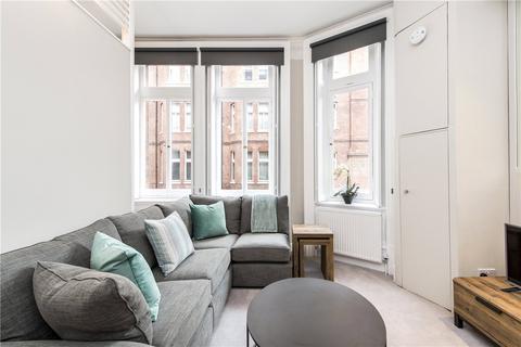 Studio to rent, Pont Street, Knightsbridge, London, SW1X