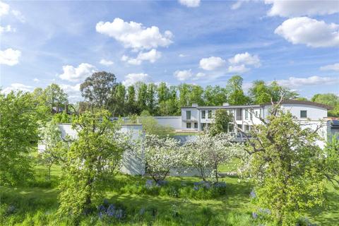 undefined, Bushy Park, Hampton Hill, Hampton, Middlesex, TW12