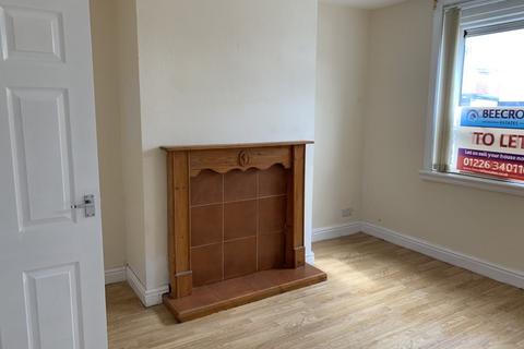 3 bedroom house to rent, Rotherham Road, Middlecliffe