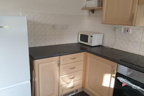 2 bedroom apartment to rent, Blakeshay Close, Leicester LE3