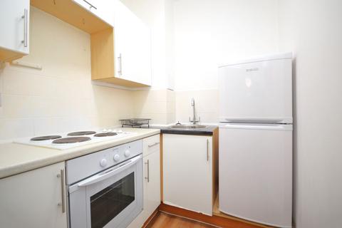 Studio to rent, Royal College Street, Camden, NW1 9QS