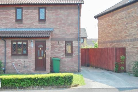 2 bedroom semi-detached house to rent, 17 Grafton Drive, Cross Inn, Rhondda Cynon Taff, CF72 8BH