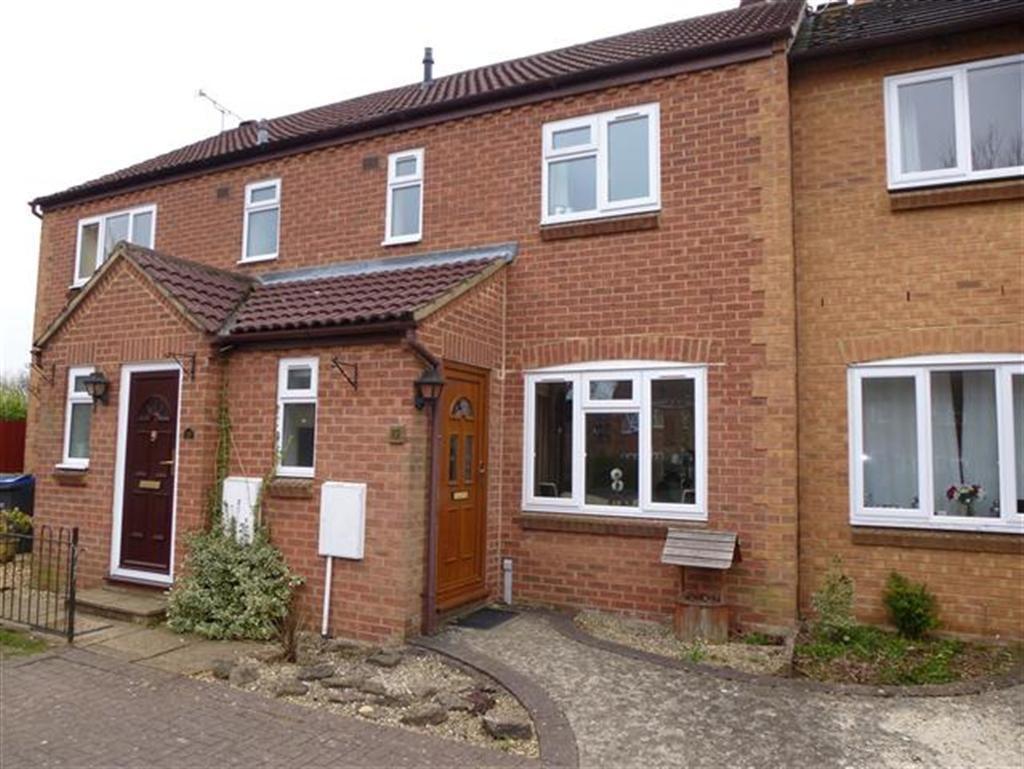 Sandown Drive, Chippenham 2 bed terraced house - £725 pcm (£167 pw)