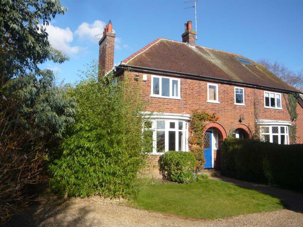 Malthouse Lane, Kenilworth, Kenilworth, Warwickshire 2 bed semi