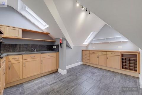 3 bedroom flat to rent, Goldhurst Terrace, South Hampstead.