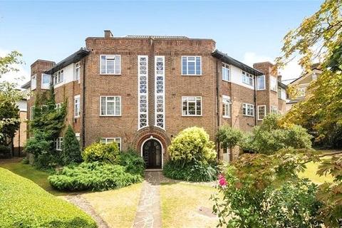 3 bedroom flat to rent, Chester Close, Richmond, Surrey