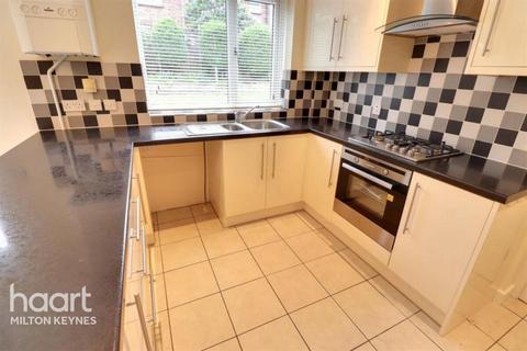 3 bedroom semi-detached house to rent, Pinewood Drive, Bletchley