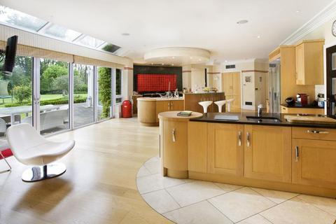 undefined, Spring Woods, Wentworth, Surrey, GU25 4PW
