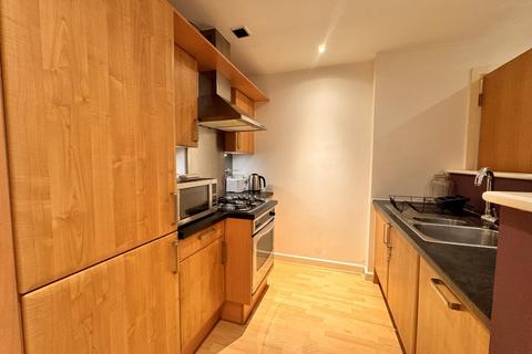 2 bedroom apartment to rent, Regents Quay, Bowman Lane