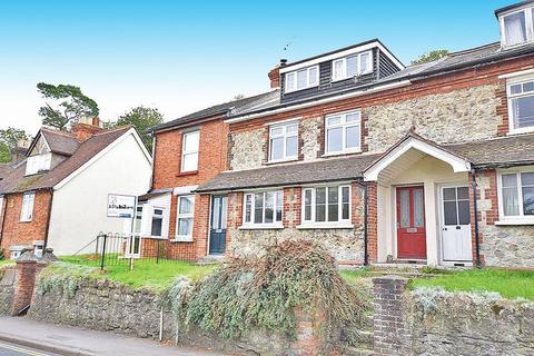 3 bedroom terraced house to rent, Ware Street, Bearsted