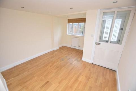 3 bedroom terraced house to rent, Ware Street, Bearsted