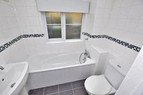 3 bedroom terraced house to rent, Ware Street, Bearsted