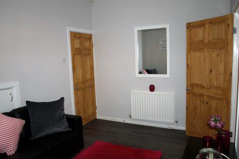 3 bedroom terraced house to rent, HOWE STREET, MIDDLESBROUGH TS1