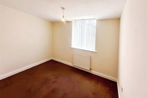 3 bedroom terraced house to rent, Lowerhouses Lane, Lowerhouses, Huddersfield, HD5