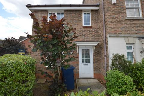 3 bedroom end of terrace house to rent, Manning Road, Moreton Hall