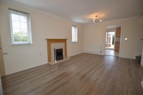 3 bedroom end of terrace house to rent, Manning Road, Moreton Hall