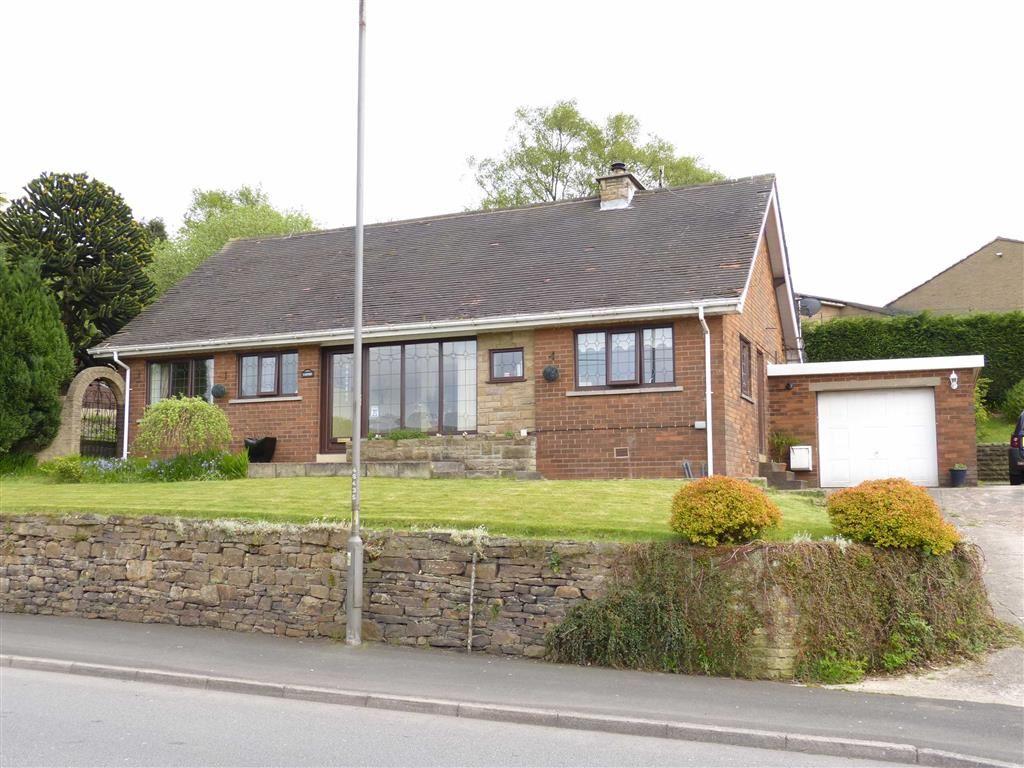 Woolley Bridge Road, Hadfield, Glossop 2 bed detached bungalow £279,950