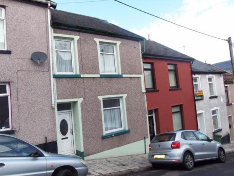 36 thomas street mountain ash 3 bed terraced house £495 pcm (£114 pw)