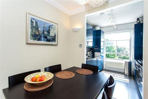 4 bedroom flat to rent, Sutherland Avenue, Little Venice, W9