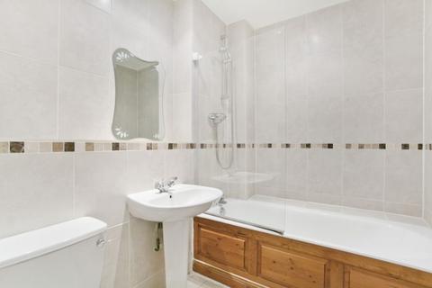 1 bedroom apartment to rent, Sutherland Avenue, Maida Vale, W9