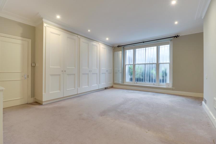 Apartment in London - View 2