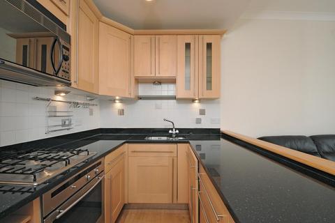 2 bedroom flat to rent, Belgrave Road, Pimlico, London, SW1V