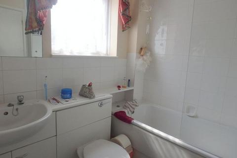 36 Beaconsfield Place, Epsom, KT17 4BD