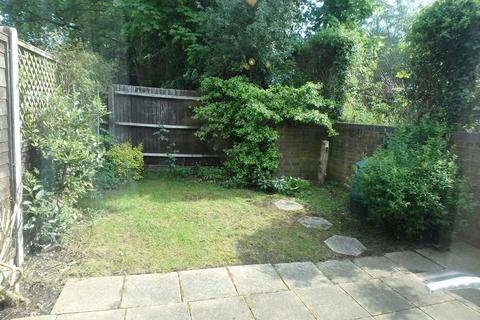 36 Beaconsfield Place, Epsom, KT17 4BD