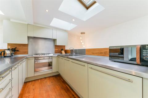 2 bedroom flat to rent, Great Titchfield Street, Fitzrovia, London