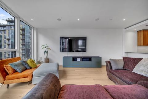 3 bedroom apartment to rent, Pinnacle House, Battersea Reach