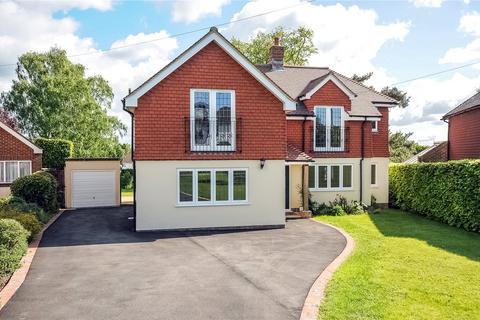 4 bedroom detached house to rent, High Hurst Close, Newick